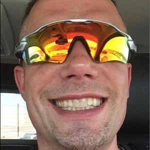 Meet your Posher, Adam